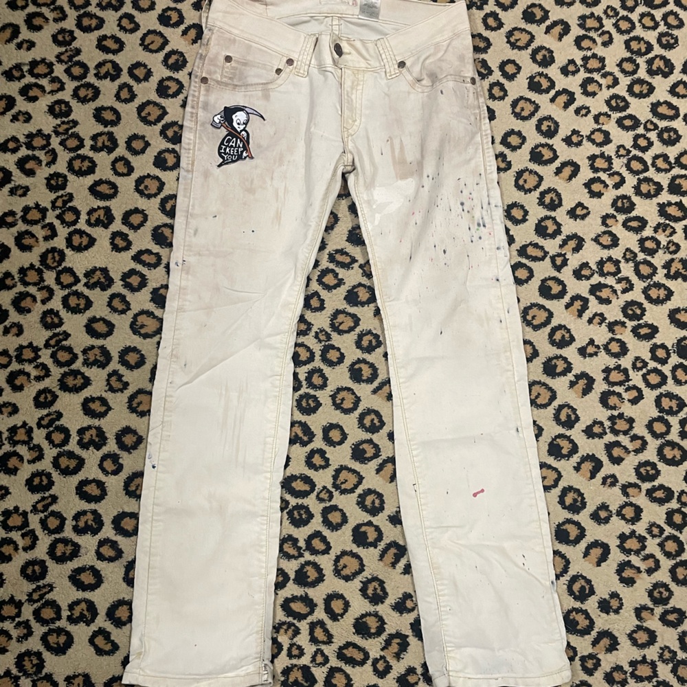 Levi’s white stained pants